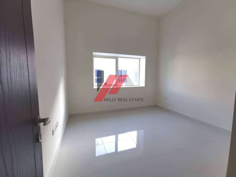 3 NEW building 2bhk flat close to Mall of Emirates in 60k