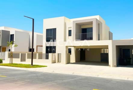Incredible Offer - Below OP - Luxury 5 Beds - Single Row Villa - Type E4. Incredible Offer - Below OP - Luxury 5 Beds - Single Row Villa - Type E4.