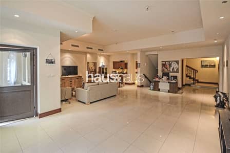 3 Car Private Garage | Spacious | VOT | Call Sam 3 Car Private Garage | Spacious | VOT | Call Sam
