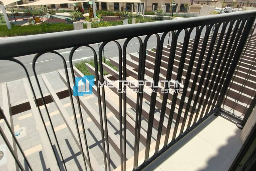 Ready To Move | Single Row| Terrace | 3BHK w/ Maid Ready To Move | Single Row| Terrace | 3BHK w/ Maid