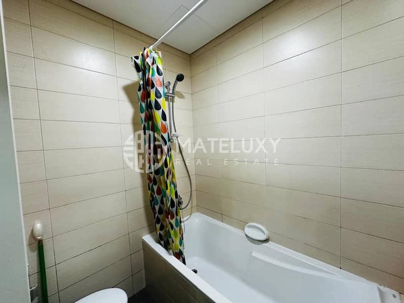16 c080a254-18f4-414a-a11c-df0c61ab4d5c. jpeg