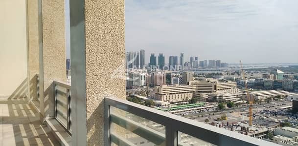 Magnificent 4BR Duplex with 2 Balconies! Magnificent 4BR Duplex with 2 Balconies!