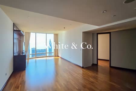 2 Bedroom Apartment for Sale in Downtown Dubai, Dubai - High Floor | No Pillars | Study + Maid's 2 Bedroom Apartment for Sale in Downtown Dubai, Dubai - High Floor | No Pillars | Study + Maid's