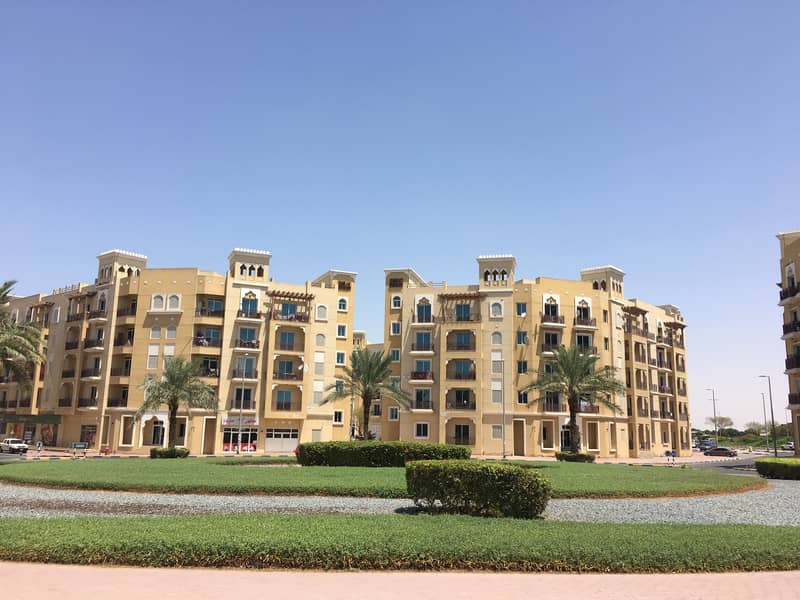 شقة في الحي الإماراتي المدينة العالمية 20000 درهم - 4502937 شقة في الحي الإماراتي المدينة العالمية 20000 درهم - 4502937