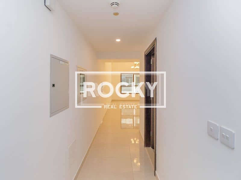 3 Rocky Real Estate - Nadd Al Shiba 1 - Bahwan Residence - Apartment (5 of 14). JPG