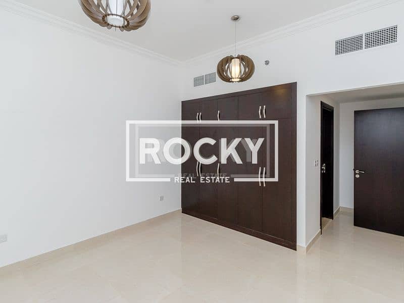 5 Rocky Real Estate - Nadd Al Shiba 1 - Bahwan Residence - Apartment (10 of 14). JPG