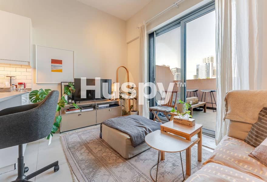 Vacant on Transfer | Near Mall | Semi Furnished Vacant on Transfer | Near Mall | Semi Furnished
