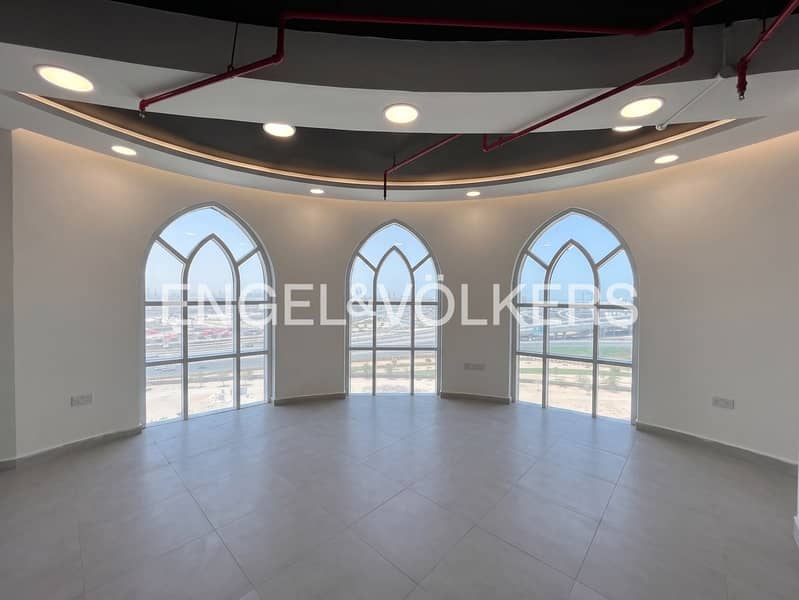 Office for Sale 8.5% Expected ROI | SZR View Office for Sale 8.5% Expected ROI | SZR View