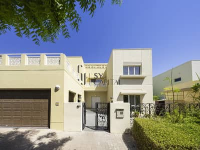 5 Bedroom Villa for Rent in The Meadows, Dubai - Fully Upgraded Type 10 Villa | Pool and Garden 5 Bedroom Villa for Rent in The Meadows, Dubai - Fully Upgraded Type 10 Villa | Pool and Garden