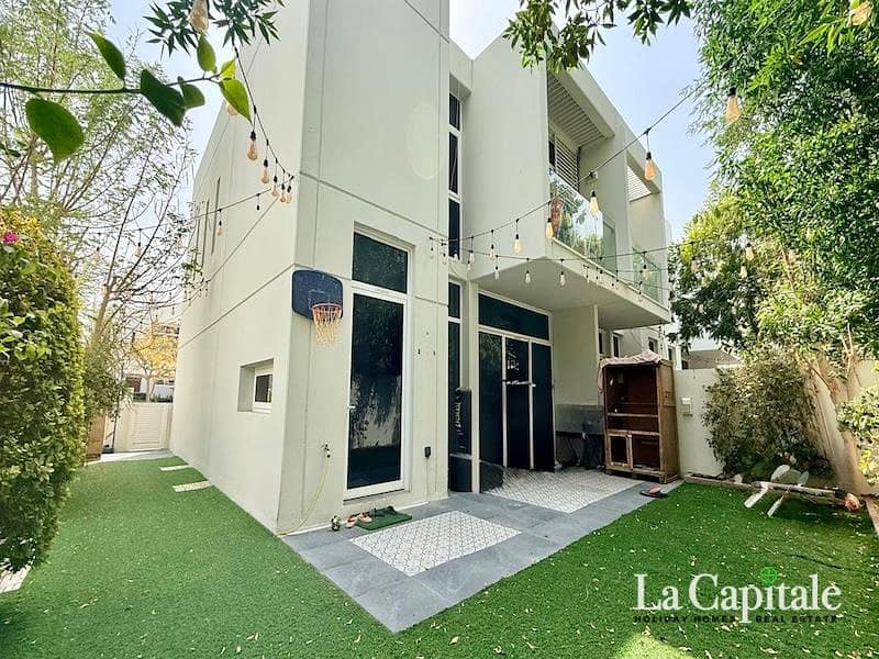 END UNIT | TYPE A | UPGRADED | NEAL POOL AND PARK END UNIT | TYPE A | UPGRADED | NEAL POOL AND PARK