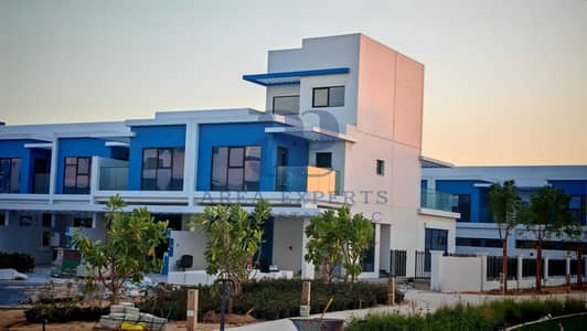 Townhouse de 5 chambres à à louer à DAMAC Lagoons, Dubai - Maison de ville à DAMAC Lagoons,Santorini, 5 chambres, 250000 AED - 16173351 Townhouse de 5 chambres à à louer à DAMAC Lagoons, Dubai - Maison de ville à DAMAC Lagoons,Santorini, 5 chambres, 250000 AED - 16173351