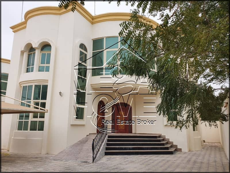 PRIVATE ENTRANCE 5-BED VILLA IN COMPOUND PRIVATE ENTRANCE 5-BED VILLA IN COMPOUND