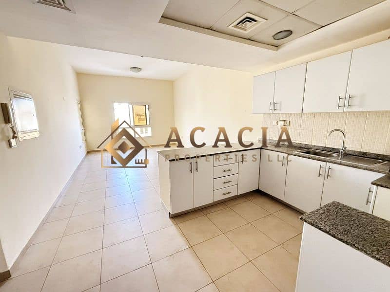 4 WhatsApp Image 2025-07-14 at 17.52. 05. jpg