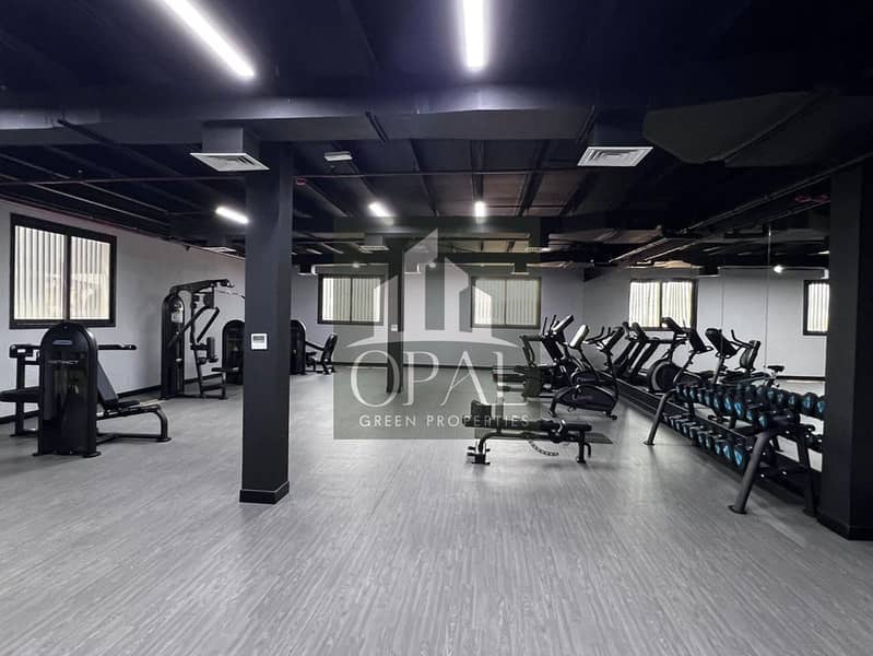 6 GYM. jpeg