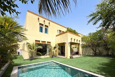 4 Camere Villa in vendita a Jumeirah Park, Dubai - Villa a Jumeirah Park,Heritage,Heritage Large, 4 camere da letto, 8950000 AED - 16174822 4 Camere Villa in vendita a Jumeirah Park, Dubai - Villa a Jumeirah Park,Heritage,Heritage Large, 4 camere da letto, 8950000 AED - 16174822