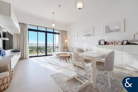 1 Bedroom Flat for Sale in The Hills, Dubai - Rare View | Larger Layout | 2 Parking Spaces 1 Bedroom Flat for Sale in The Hills, Dubai - Rare View | Larger Layout | 2 Parking Spaces