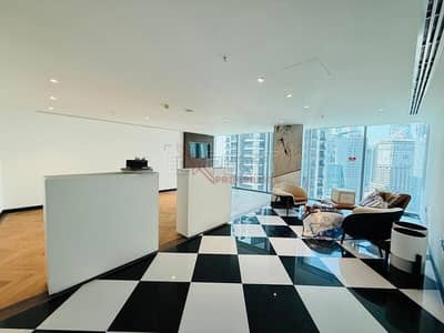 Office zum zur Miete in Business Bay, Dubai - Image 1