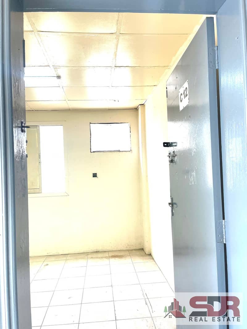 4 b02f0d3b-53c0-47b8-a84d-2ec9ec9bc0ca. jpg