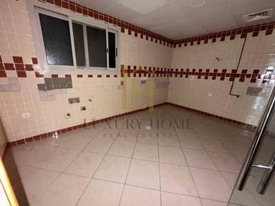 Office for Rent in Al Majaz, Sharjah - IMG_6766. jpg Office for Rent in Al Majaz, Sharjah - IMG_6766. jpg