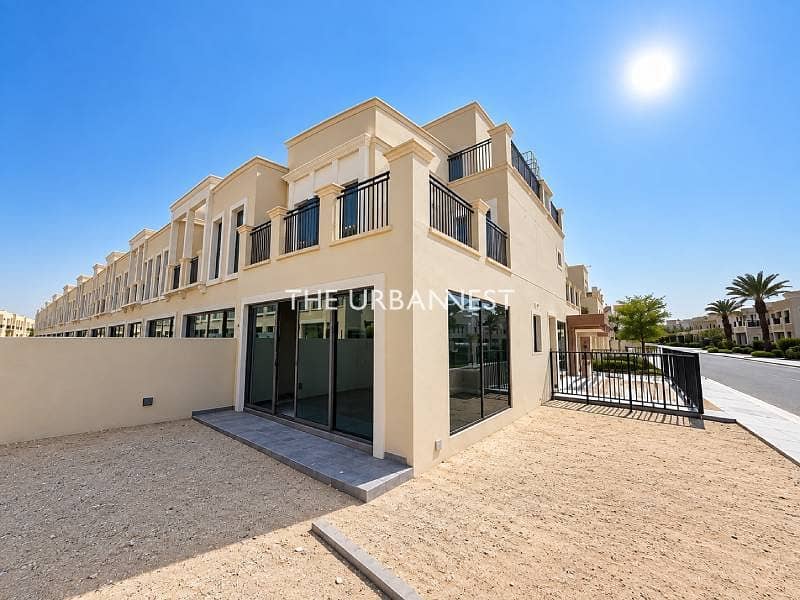 End Unit | Great Location | Motivated Seller End Unit | Great Location | Motivated Seller