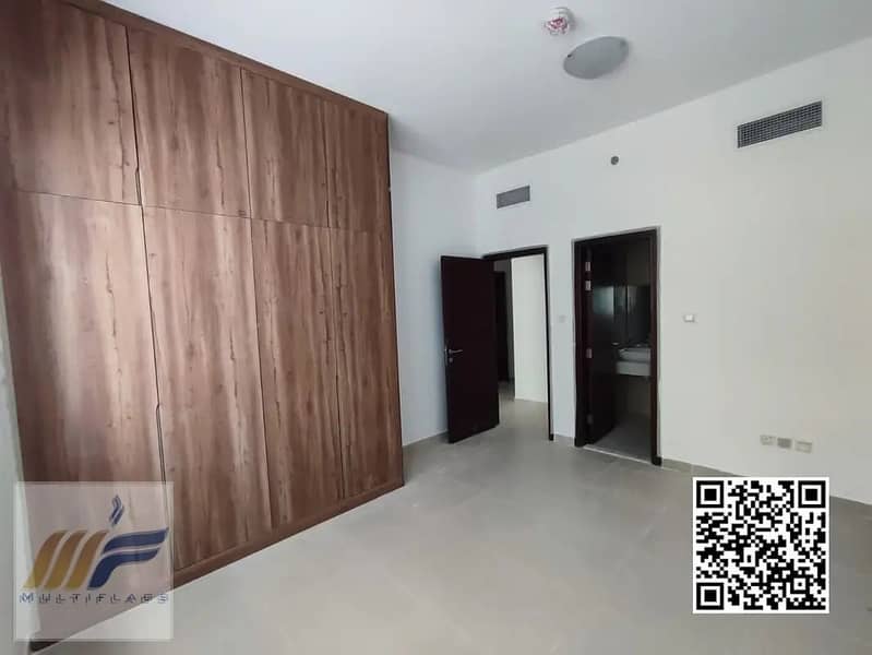 8 859308097-1066x800. webp