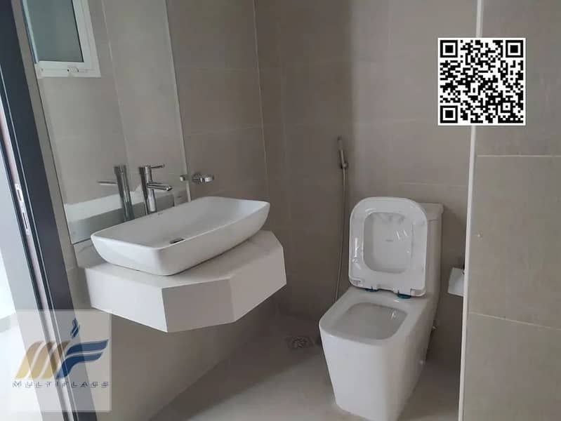 9 859308101-1066x800. webp