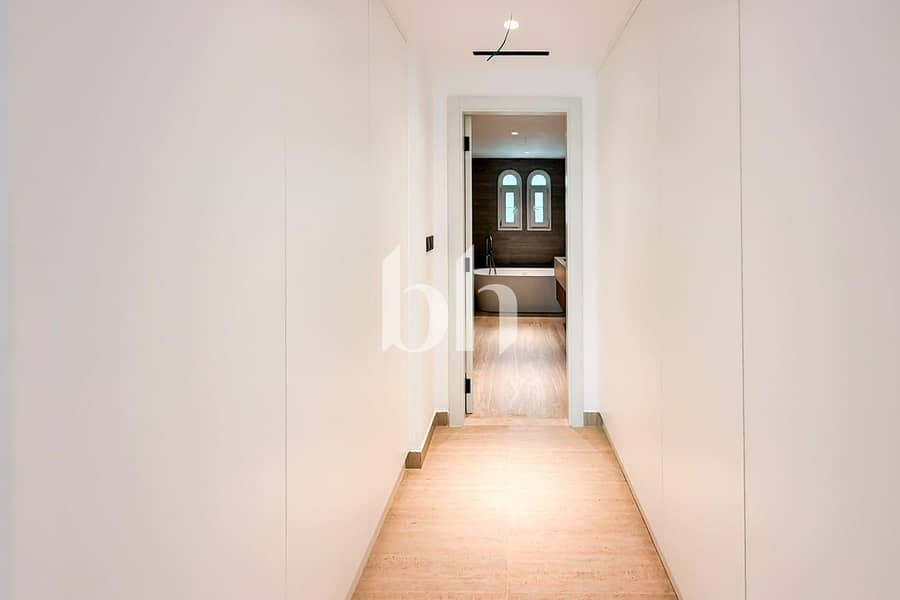 6 images image img