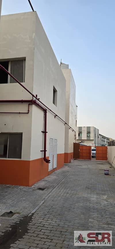 سكن عمال للايجار في صناعية الصجعة، الشارقة - WhatsApp Image 2026-08-14 at 4.00. 08 PM. jpeg سكن عمال للايجار في صناعية الصجعة، الشارقة - WhatsApp Image 2026-08-14 at 4.00. 08 PM. jpeg