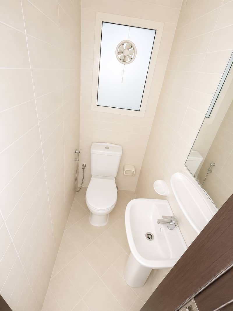 11 DD7E0DF5-BED3-41F8-BFC6-D2B394FB6D25. png