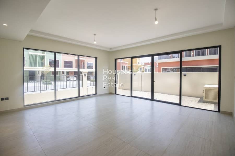 Reihenhaus in DAMAC Lagoons,Portofino, 5 schlafzimmer, 3850000 AED - 16127484 Reihenhaus in DAMAC Lagoons,Portofino, 5 schlafzimmer, 3850000 AED - 16127484