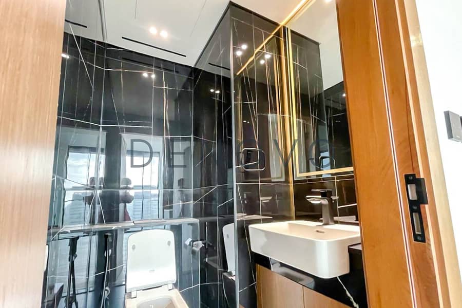 16 Property Image
