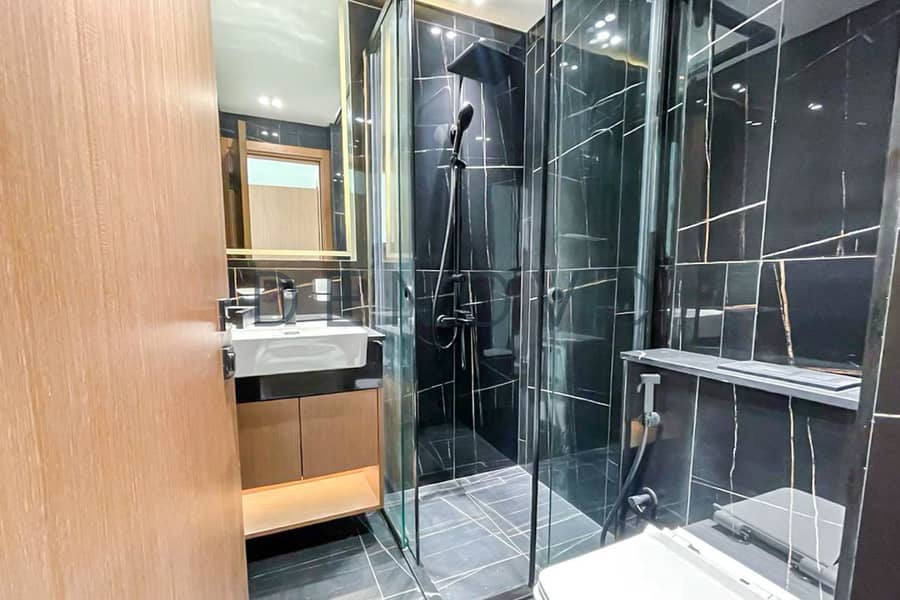 18 Property Image