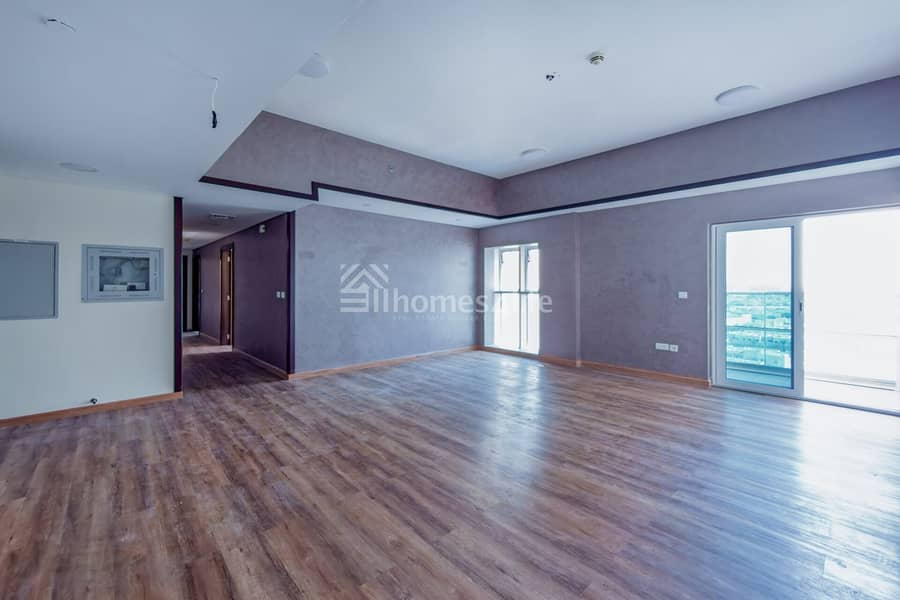 3 BR | Chiller Free | 2 Parkings | Next to Metro 3 BR | Chiller Free | 2 Parkings | Next to Metro