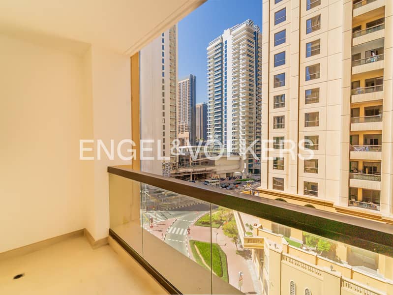Vacant | Low Floor | Upgraded Vacant | Low Floor | Upgraded