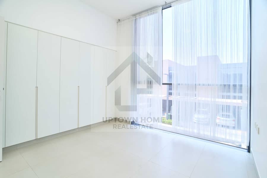 16 BAM00171_HDR. jpg