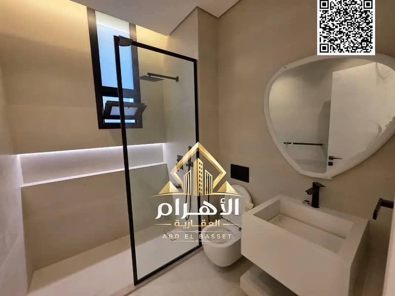 6 858960511-1066x800. webp
