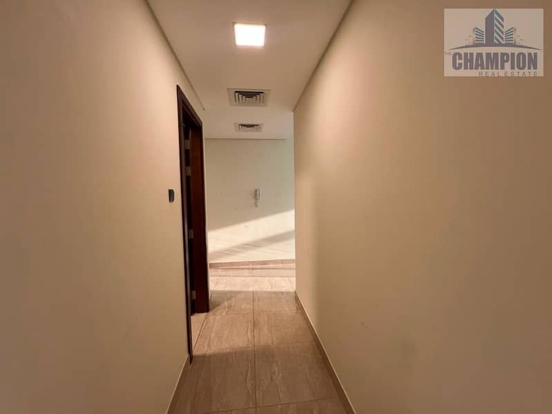8 AQ 2 BHk 403 - 4 of 29. jpeg