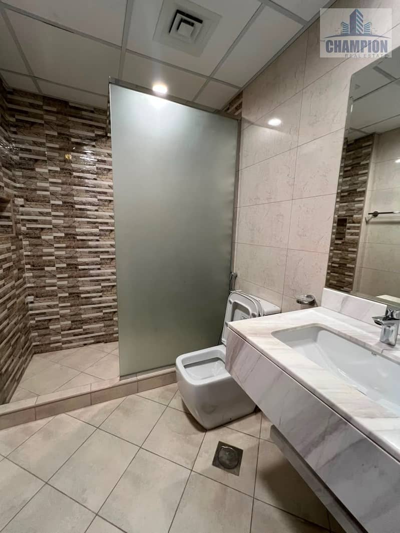 13 AQ 2 BHk 403 - 9 of 29. jpeg