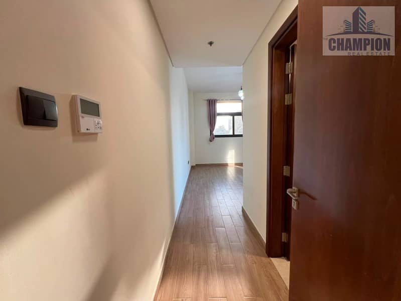 14 AQ 2 BHk 403 - 10 of 29. jpeg