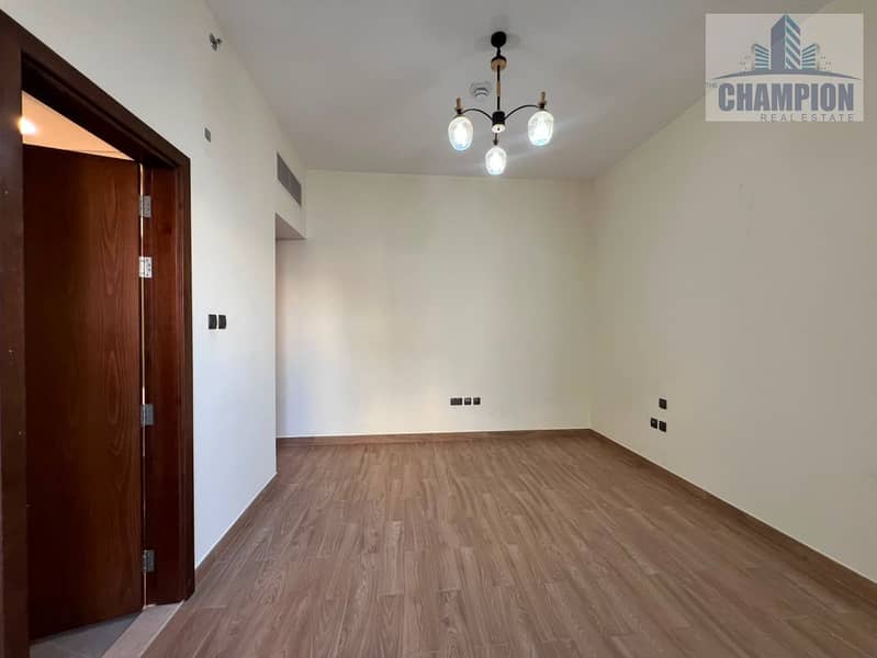 21 AQ 2 BHk 403 - 22 of 29. jpeg