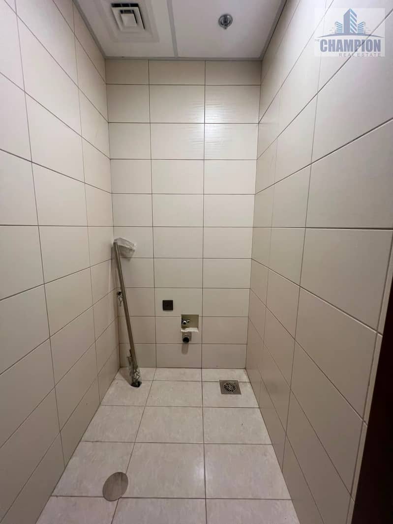 25 AQ 2 BHk 403 - 26 of 29. jpeg