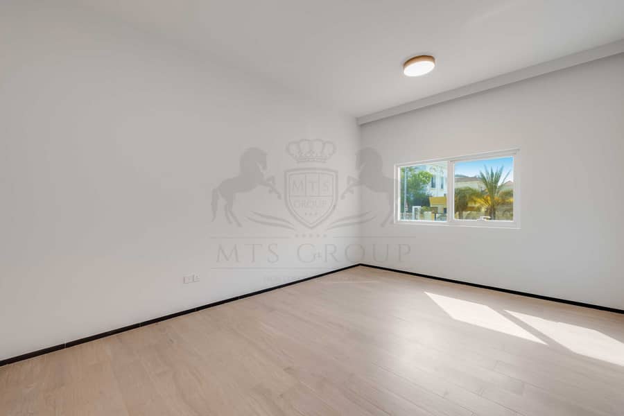 7 Bedroom. jpg