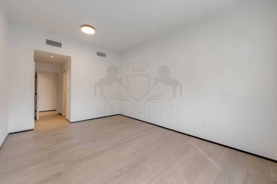 8 Bedroom1. jpg