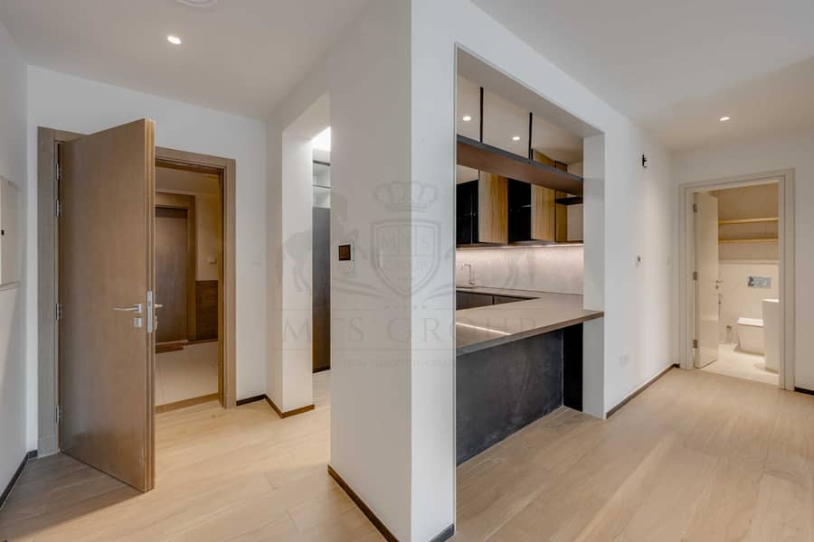 15 Kitchen. jpg
