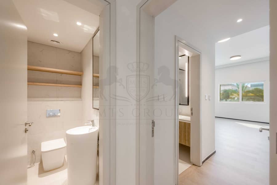 18 Porder Room Bedroom. jpg