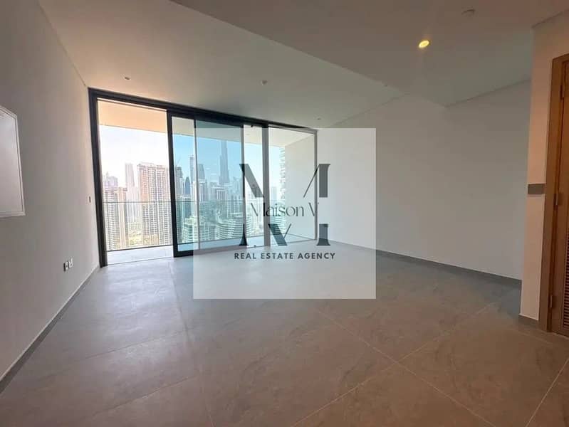 2 living area. jpg