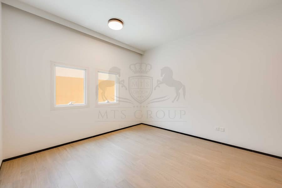6 Bedroom. jpg