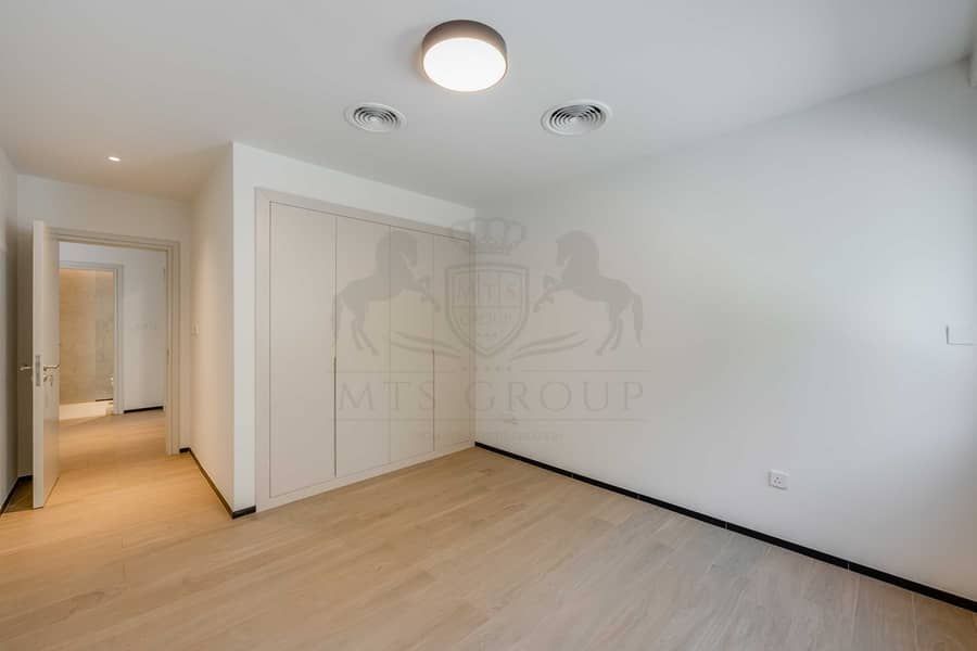 13 Master Bedroom3. jpg