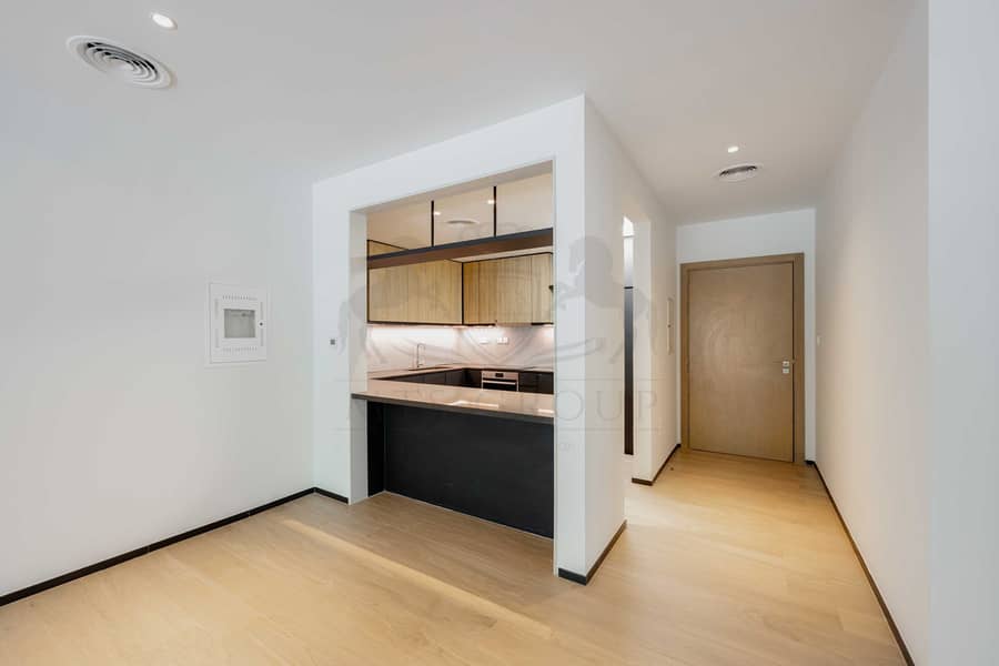 15 Kitchen. jpg