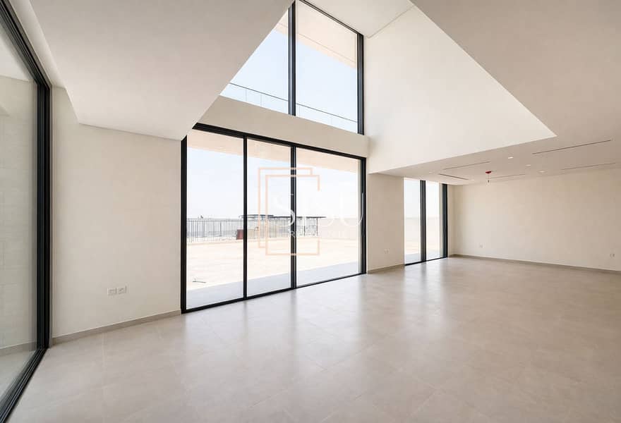 24 Image 7. jpg